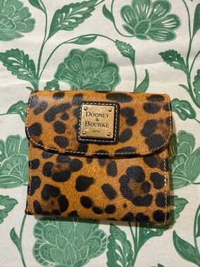 Dooney & Bourke Leopard Print Compact Wallet - Brown/Black